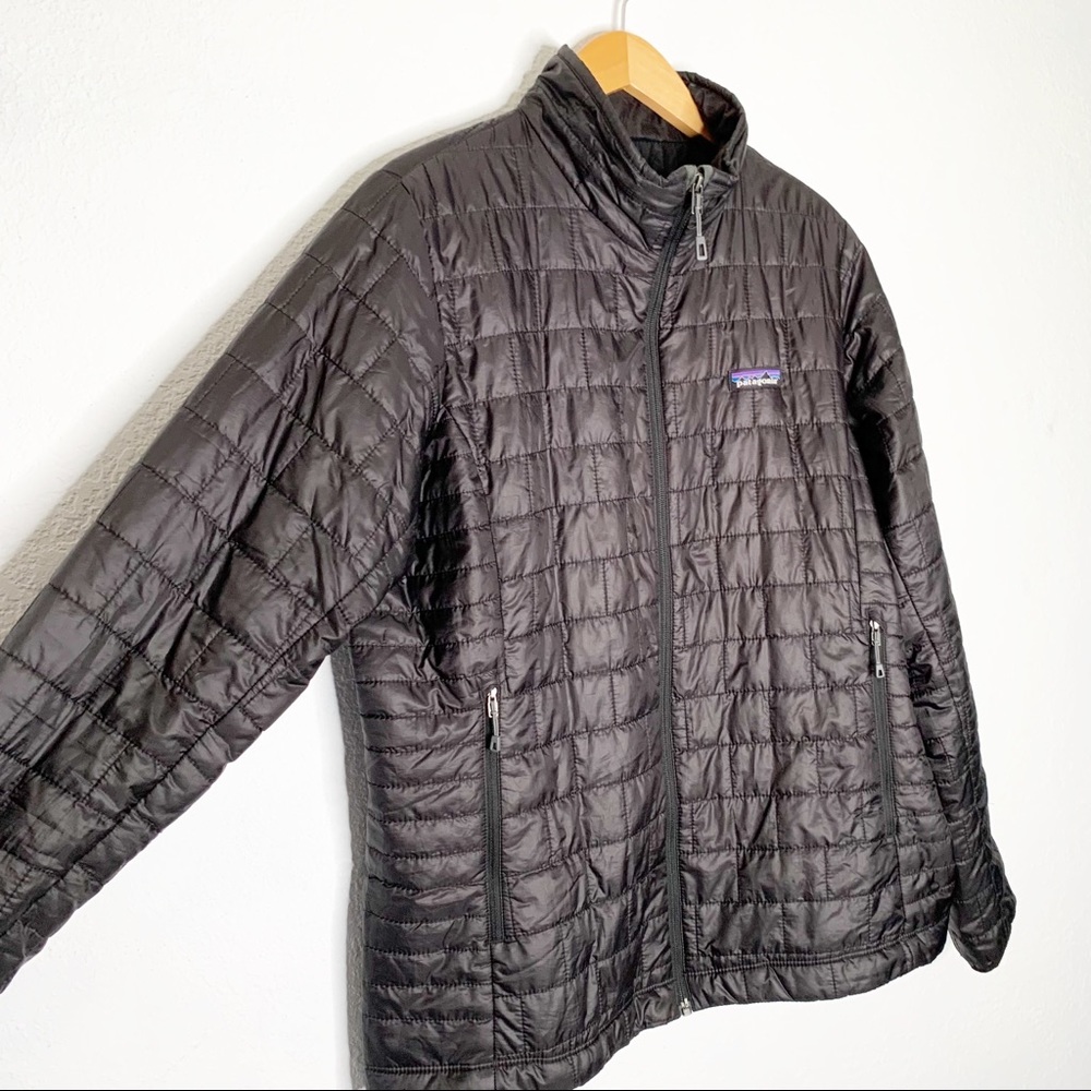 Patagonia Womens Nano Puff Jacket Size XL Black Lightweight Travel Style 8421